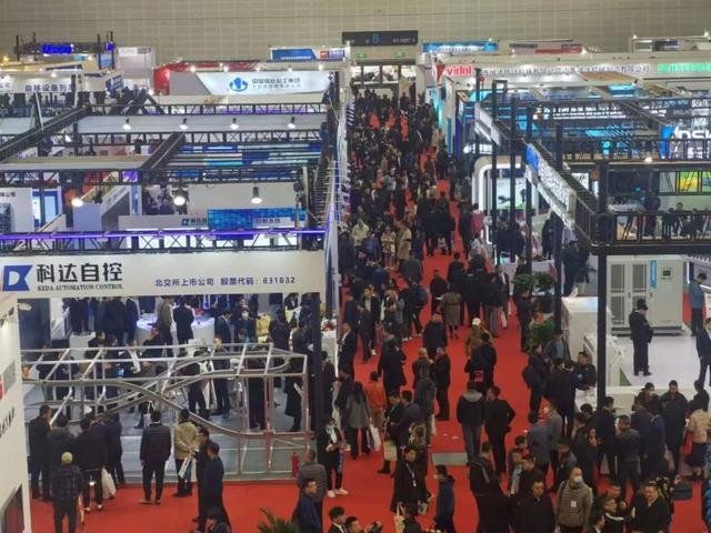 4月,逾10萬人次山西瀟河國際會展中心逛展